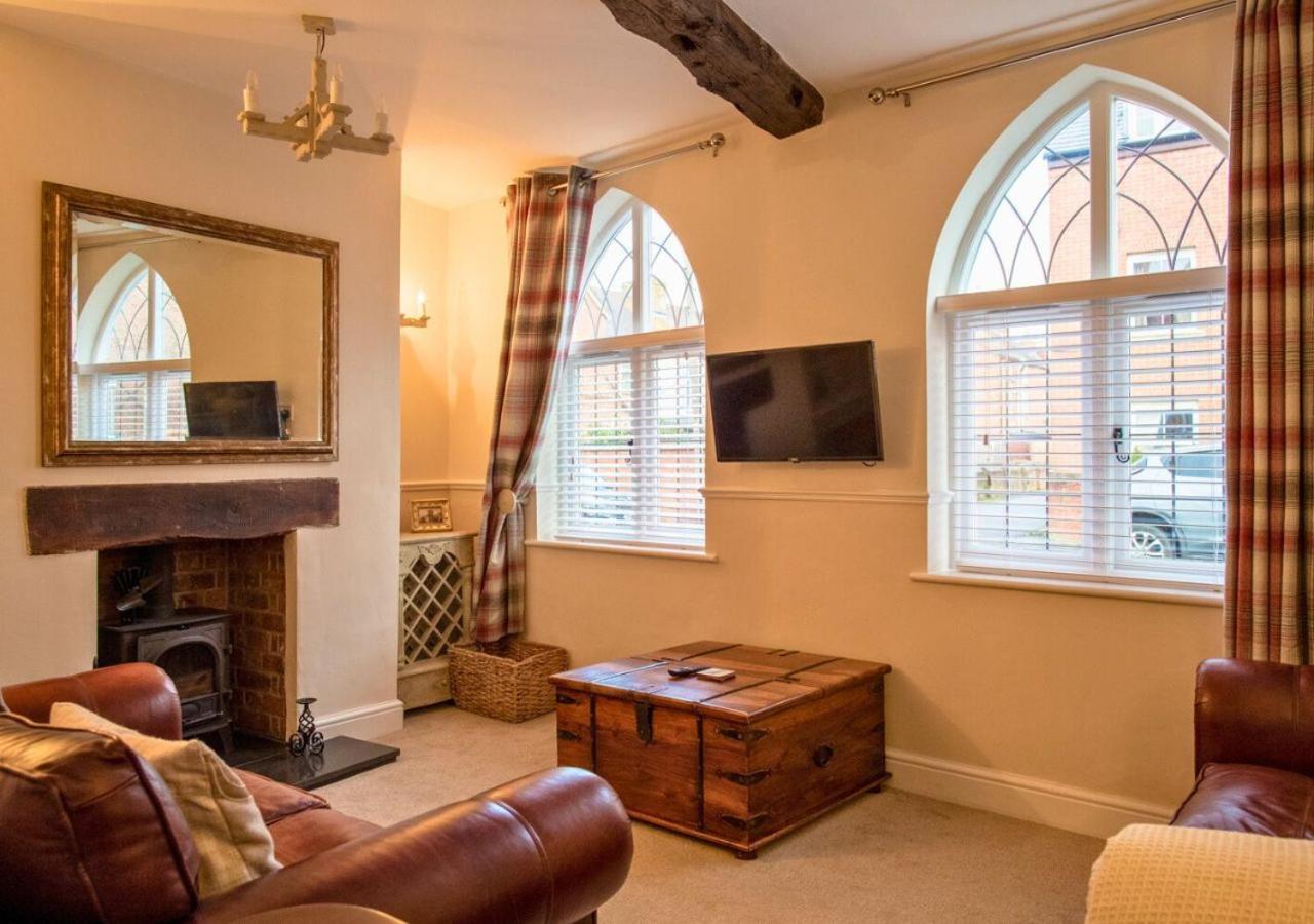 Charming 2 Bed House In Tewkesbury Centre Villa Exterior photo